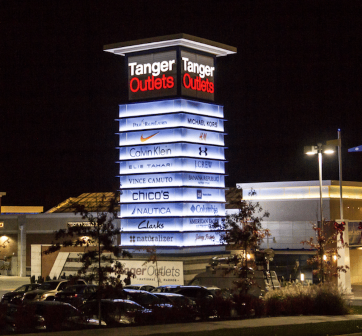 National Harbor Tanger Outlets Mall
